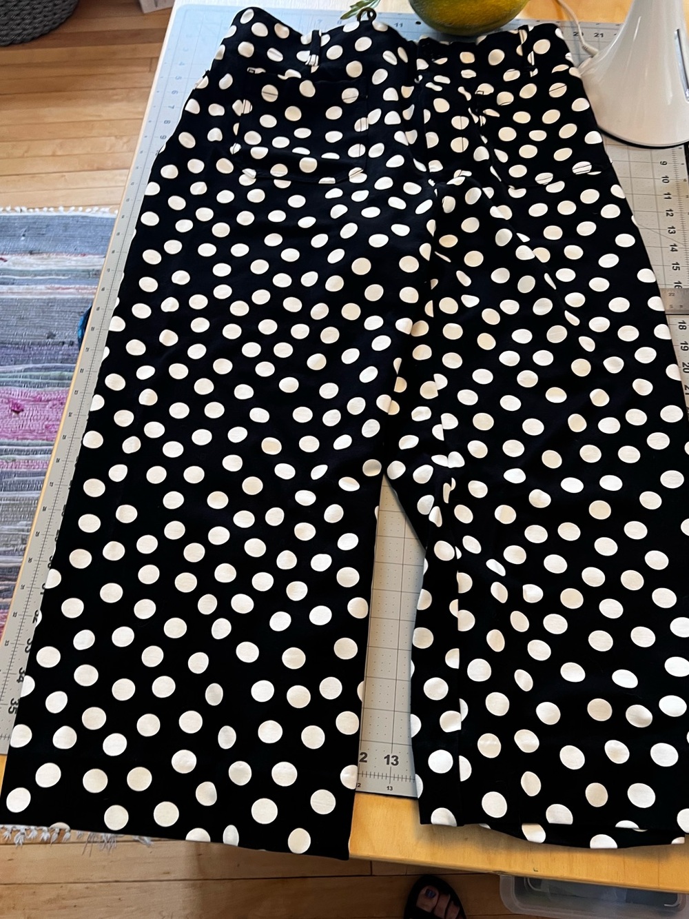 Maeve Collette Cropped Black and White Polka Dot Casual Bottoms - Picture 2 of 5